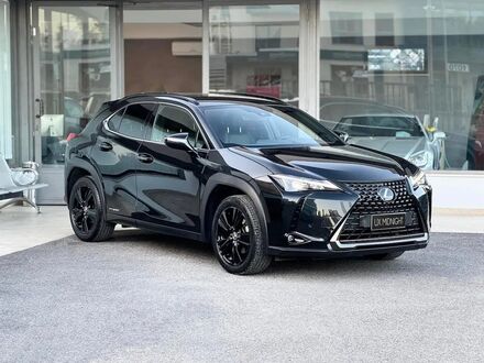 Лексус UX 250h 2021 в Европе на Automoto.ua Черный Лексус UX 250h, объемом двигателя 1.99 л и пробегом 20 тыс. км за 28220 $, фото 1 на Automoto.ua