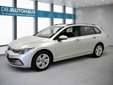 Фольксваген Гольф 2023 в Европе на Automoto.ua Серебряный Фольксваген Гольф, объемом двигателя 1 л и пробегом 35 тыс. км за 22556 $, фото 1 на Automoto.ua