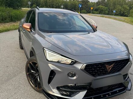 Cupra Formentor 2021 у Європі на Automoto.ua Сірий Cupra Formentor, об'ємом двигуна 1 л та пробігом 49 тис. км за 31477 $, фото 1 на Automoto.ua