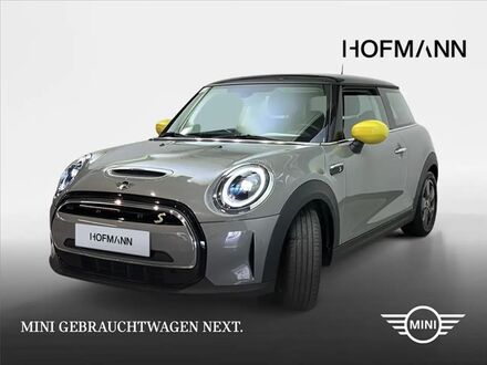 Мини Cooper SE 2022 в Европе на Automoto.ua Серый Мини Cooper SE, объемом двигателя 0 л и пробегом 38 тыс. км за 20243 $, фото 1 на Automoto.ua