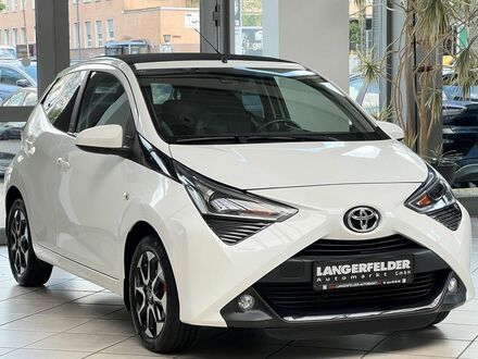 Тойота Айго 2021 у Європі на Automoto.ua Білий Тойота Айго, об'ємом двигуна 1 л та пробігом 23 тис. км за 14557 $, фото 1 на Automoto.ua