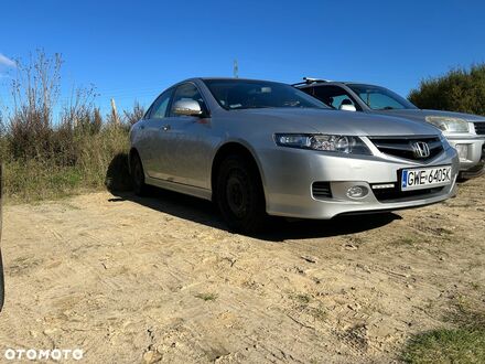 Хонда Аккорд 2008 у Європі на Automoto.ua Сірий Хонда Аккорд, об'ємом двигуна 1 л та пробігом 154 тис. км за 9900 $, фото 1 на Automoto.ua