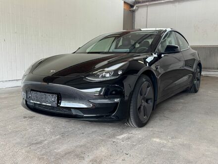 Тесла Модель 3 2021 у Європі на Automoto.ua Тесла Модель 3, об'ємом двигуна 0 л та пробігом 121 тис. км за 26623 $, фото 1 на Automoto.ua