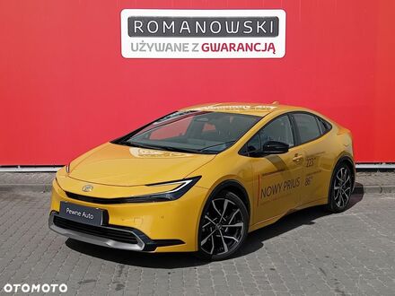 Тойота Пріус 2023 у Європі на Automoto.ua Жовтий Тойота Пріус, об'ємом двигуна 1 л та пробігом 14 тис. км за 179900 $, фото 1 на Automoto.ua