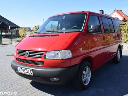 Фольксваген Transporter 1997 в Европе на Automoto.ua Красный Фольксваген Transporter, объемом двигателя 2.5 л и пробегом 296 тыс. км за 7240 $, фото 1 на Automoto.ua