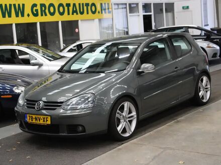 Фольксваген Гольф 2004 у Європі на Automoto.ua Зелений Фольксваген Гольф, об'ємом двигуна 1.39 л та пробігом 157 тис. км за 4021 $, фото 1 на Automoto.ua