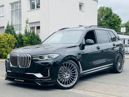 БМВ X7 2021 у Європі на Automoto.ua Чорний БМВ X7, об'ємом двигуна 4.4 л та пробігом 70 тис. км за 98865 $, фото 1 на Automoto.ua