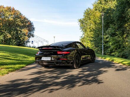 Чорний Порше 991, об'ємом двигуна 3.8 л та пробігом 71 тис. км за 123014 $, фото 1 на Automoto.ua