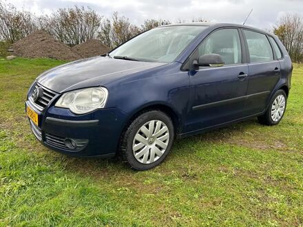 Фольксваген Поло 2006 у Європі на Automoto.ua Синій Фольксваген Поло, об'ємом двигуна 1.2 л та пробігом 198 тис. км за 877 $, фото 1 на Automoto.ua