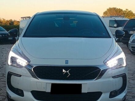 DS ДС5 2016 в Европе на Automoto.ua Белый DS ДС5, объемом двигателя 2 л и пробегом 92 тыс. км за 14599 $, фото 1 на Automoto.ua