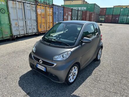 Смарт Fortwo 2014 у Європі на Automoto.ua Сірий Смарт Fortwo, об'ємом двигуна 0 л та пробігом 59 тис. км за 6997 $, фото 1 на Automoto.ua
