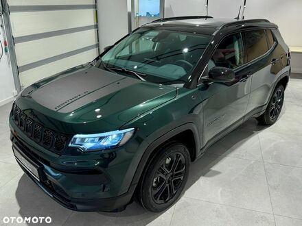 Джип Compass 2025 у Європі на Automoto.ua Зелений Джип Compass, об'ємом двигуна 1 л та пробігом 1 тис. км за 178234 $, фото 1 на Automoto.ua