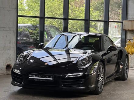 Порше 911 2015 в Европе на Automoto.ua Черный Порше 911, объемом двигателя 3.8 л и пробегом 64 тыс. км за 126277 $, фото 1 на Automoto.ua