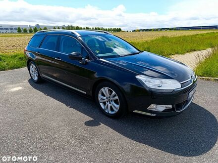 Ситроен С5 2011 в Европе на Automoto.ua Черный Ситроен С5, объемом двигателя 1 л и пробегом 341 тыс. км за 4117 $, фото 1 на Automoto.ua