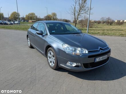 Сітроен С5 2010 у Європі на Automoto.ua Сірий Сітроен С5, об'ємом двигуна 1 л та пробігом 178 тис. км за 4916 $, фото 1 на Automoto.ua
