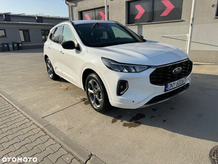 Форд Эскейп 2023 в Европе на Automoto.ua Белый Форд Эскейп, объемом двигателя 1 л и пробегом 6 тыс. км за 89900 $, фото 1 на Automoto.ua