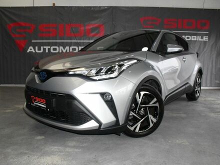 Тойота C-HR 2023 в Европе на Automoto.ua Серебряный Тойота C-HR, объемом двигателя 1.8 л и пробегом 19 тыс. км за 27518 $, фото 1 на Automoto.ua