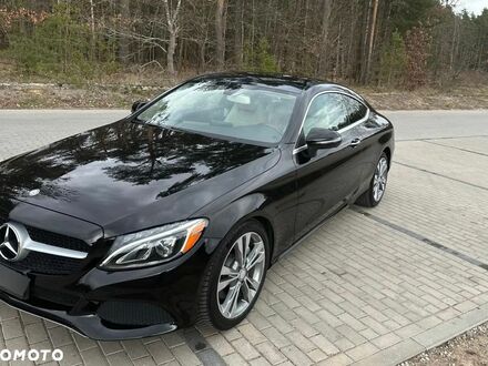 Мерседес Ц-Класс 2017 в Европе на Automoto.ua Черный Мерседес Ц-Класс, объемом двигателя 1 л и пробегом 86 тыс. км за 24189 $, фото 1 на Automoto.ua
