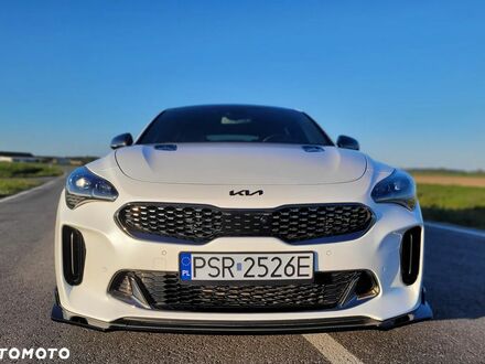Киа Stinger 2018 в Европе на Automoto.ua Белый Киа Stinger, объемом двигателя 3.34 л и пробегом 94 тыс. км за 28548 $, фото 1 на Automoto.ua