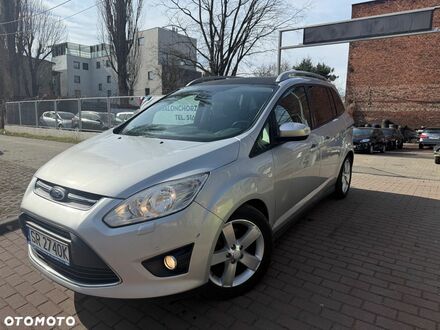 Форд Гранд С-макс 2013 в Европе на Automoto.ua Серый Форд Гранд С-макс, объемом двигателя 1 л и пробегом 184 тыс. км за 6054 $, фото 1 на Automoto.ua