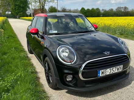 Міні Cooper, об'ємом двигуна 1.5 л та пробігом 58 тис. км за 13369 $, фото 1 на Automoto.ua