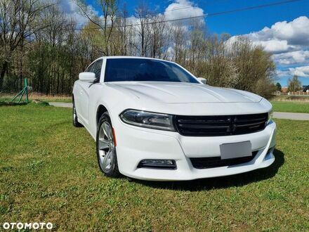 Додж Charger 2015 у Європі на Automoto.ua Білий Додж Charger, об'ємом двигуна 3.6 л та пробігом 198 тис. км за 61500 $, фото 1 на Automoto.ua