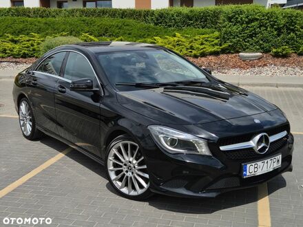 Мерседес ЦЛА-клас 2015 у Європі на Automoto.ua Чорний Мерседес ЦЛА-клас, об'ємом двигуна 1 л та пробігом 198 тис. км за 18402 $, фото 1 на Automoto.ua