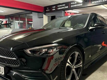 Мерседес Ц-Класс 2023 в Европе на Automoto.ua Черный Мерседес Ц-Класс, объемом двигателя 1 л и пробегом 65 тыс. км за 153900 $, фото 1 на Automoto.ua