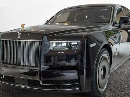Ролс Ройс Фантом 2024 у Європі на Automoto.ua Фіолетовий Ролс Ройс Фантом, об'ємом двигуна 0 л та пробігом 10 тис. км за 934900 $, фото 1 на Automoto.ua