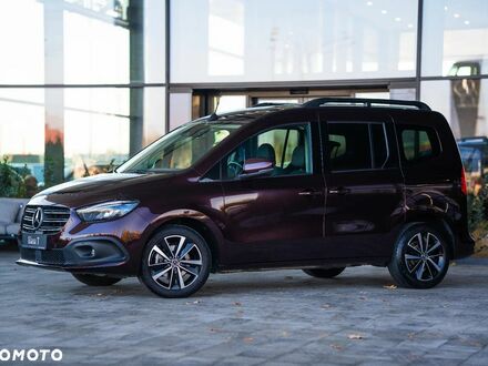 Мерседес T-Class 2023 в Европе на Automoto.ua Мерседес T-Class, объемом двигателя 1 л и пробегом 14 тыс. км за 135177 $, фото 1 на Automoto.ua