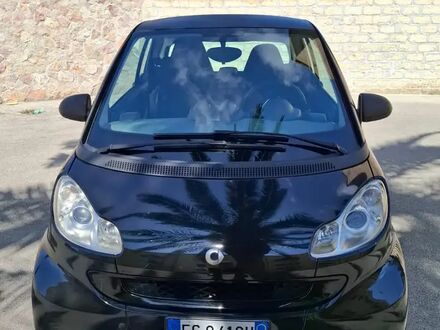 Смарт Fortwo 2010 у Європі на Automoto.ua Чорний Смарт Fortwo, об'ємом двигуна 1 л та пробігом 79 тис. км за 6267 $, фото 1 на Automoto.ua