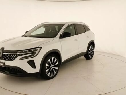 Рено Austral 2023 в Европе на Automoto.ua Белый Рено Austral, объемом двигателя 1.2 л и пробегом 3 тыс. км за 35456 $, фото 1 на Automoto.ua