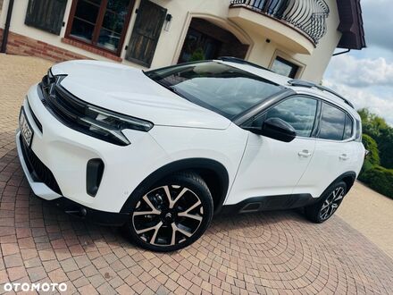 Сітроен C5 Aircross 2023 у Європі на Automoto.ua Білий Сітроен C5 Aircross, об'ємом двигуна 1 л та пробігом 98 тис. км за 21042 $, фото 1 на Automoto.ua