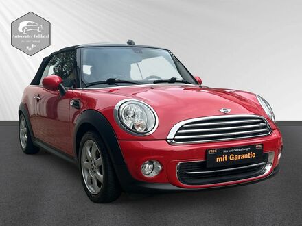 Мини Купер Кабрио 2012 в Европе на Automoto.ua Красный Мини Купер Кабрио, объемом двигателя 1.6 л и пробегом 140 тыс. км за 7808 $, фото 1 на Automoto.ua