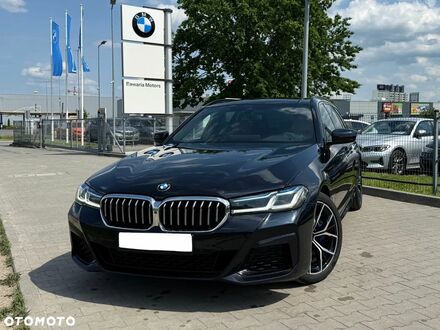 БМВ 5 Серия 2020 в Европе на Automoto.ua Черный БМВ 5 Серия, объемом двигателя 1 л и пробегом 160 тыс. км за 33657 $, фото 1 на Automoto.ua