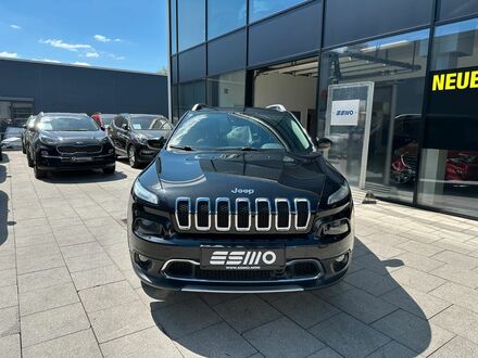 Джип Чероки 2014 в Европе на Automoto.ua Черный Джип Чероки, объемом двигателя 1.96 л и пробегом 154 тыс. км за 14081 $, фото 1 на Automoto.ua