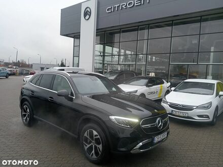 Мерседес ЦЛЦ-клас 2024 у Європі на Automoto.ua Чорний Мерседес ЦЛЦ-клас, об'ємом двигуна 1 л та пробігом 23 тис. км за 258500 $, фото 1 на Automoto.ua