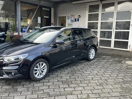 Рено Меган 2016 в Европе на Automoto.ua Черный Рено Меган, объемом двигателя 1.6 л и пробегом 140 тыс. км за 8770 $, фото 1 на Automoto.ua