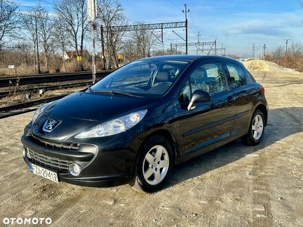 Пежо 207, об'ємом двигуна 1.36 л та пробігом 260 тис. км за 1685 $, фото 1 на Automoto.ua