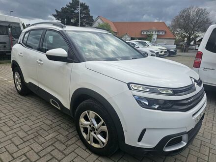 Білий Сітроен C5 Aircross, об'ємом двигуна 1.2 л та пробігом 170 тис. км за 12823 $, фото 1 на Automoto.ua