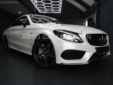 Мерседес C43 AMG 2016 в Европе на Automoto.ua Белый Мерседес C43 AMG, объемом двигателя 3 л и пробегом 120 тыс. км за 39847 $, фото 1 на Automoto.ua