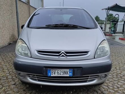 Ситроен Ксара 2001 в Европе на Automoto.ua Серебряный Ситроен Ксара, объемом двигателя 1.75 л и пробегом 134 тыс. км за 2276 $, фото 1 на Automoto.ua