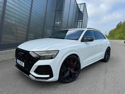 Ауди RS Q8 2024 в Европе на Automoto.ua Белый Ауди RS Q8, объемом двигателя 4 л и пробегом 12 тыс. км за 135360 $, фото 1 на Automoto.ua