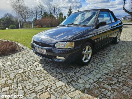 Форд Эскорт 1997 в Европе на Automoto.ua Черный Форд Эскорт, объемом двигателя 1 л и пробегом 146 тыс. км за 7299 $, фото 1 на Automoto.ua