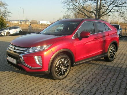 Мицубиси Eclipse Cross 2018 в Европе на Automoto.ua Красный Мицубиси Eclipse Cross, объемом двигателя 1.5 л и пробегом 71 тыс. км за 17322 $, фото 1 на Automoto.ua