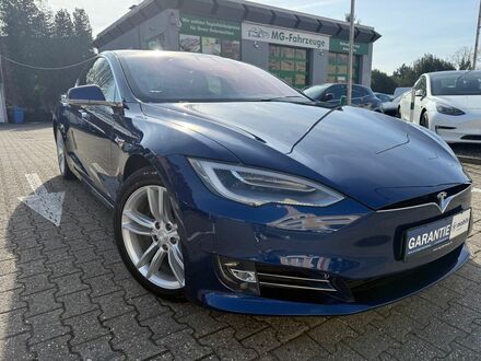 Тесла Модель С 2020 в Европе на Automoto.ua Синий Тесла Модель С, объемом двигателя 0 л и пробегом 128 тыс. км за 39775 $, фото 1 на Automoto.ua