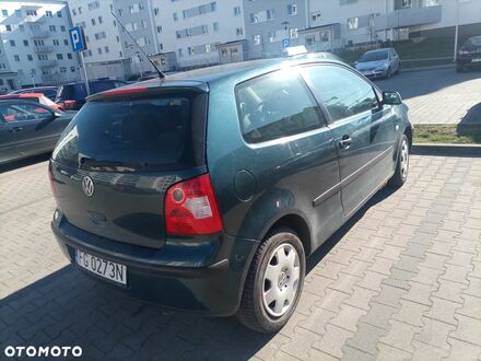 Фольксваген Поло 2003 у Європі на Automoto.ua Зелений Фольксваген Поло, об'ємом двигуна 1 л та пробігом 223 тис. км за 3400 $, фото 1 на Automoto.ua