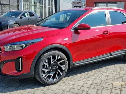 Киа XCeed 2024 в Европе на Automoto.ua Серый Киа XCeed, объемом двигателя 1 л и пробегом 5 тыс. км за 107800 $, фото 1 на Automoto.ua