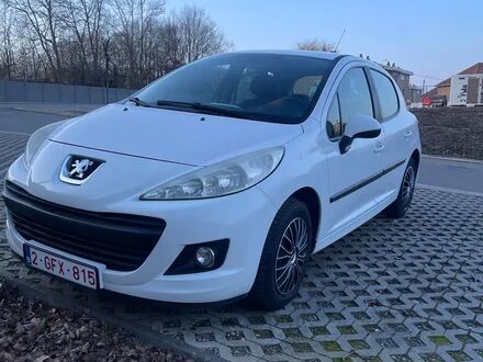 Пежо 207 2010 у Європі на Automoto.ua Пежо 207, об'ємом двигуна 1.4 л та пробігом 179 тис. км за 3659 $, фото 1 на Automoto.ua