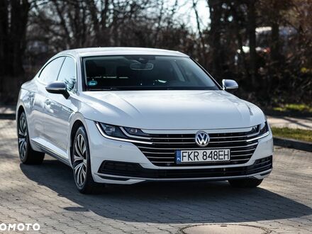 Фольксваген Arteon 2018 в Европе на Automoto.ua Белый Фольксваген Arteon, объемом двигателя 1 л и пробегом 221 тыс. км за 79900 $, фото 1 на Automoto.ua